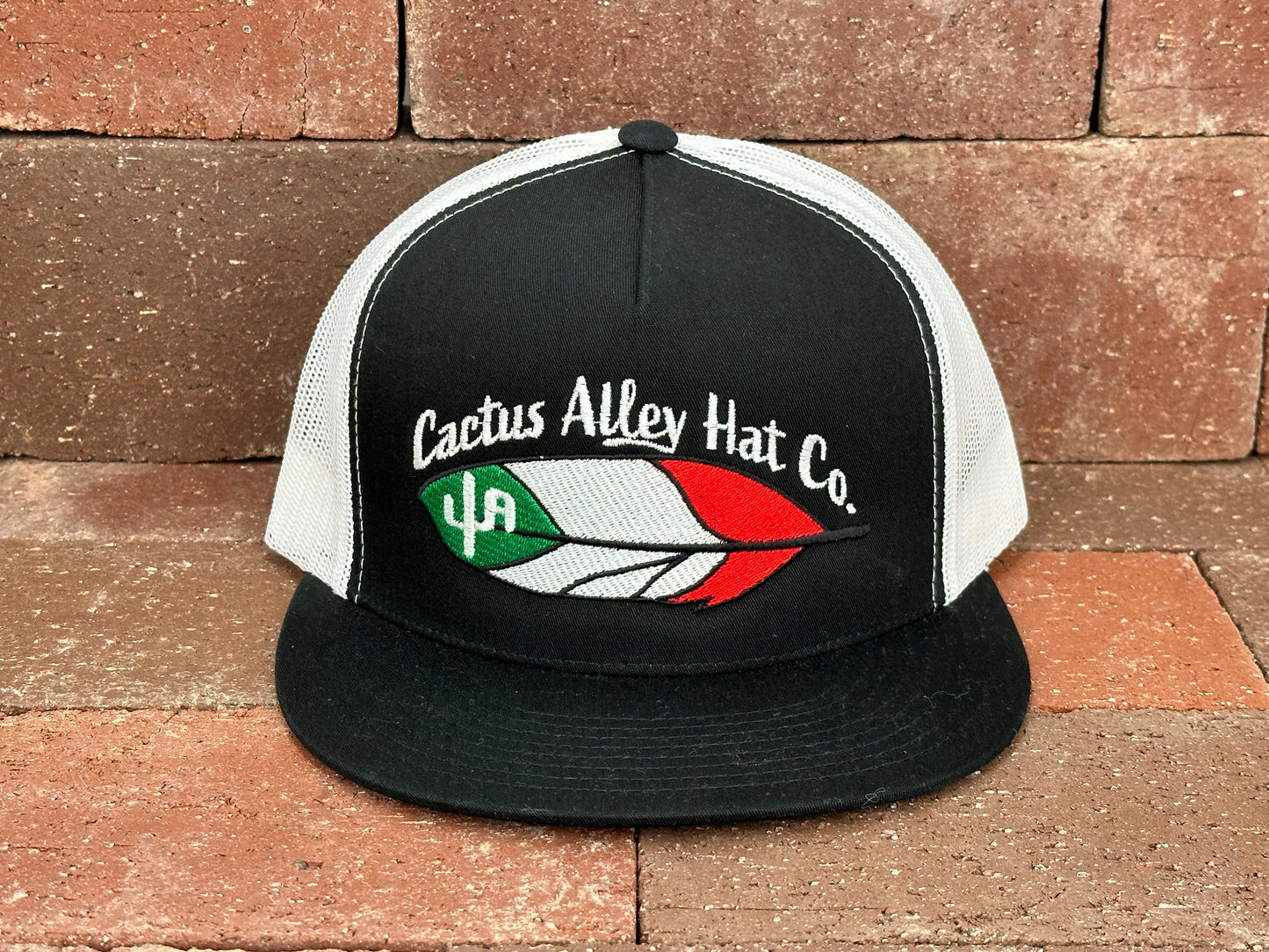 "La Pluma" - 6006 Black/ White Mesh, Snapback Cap