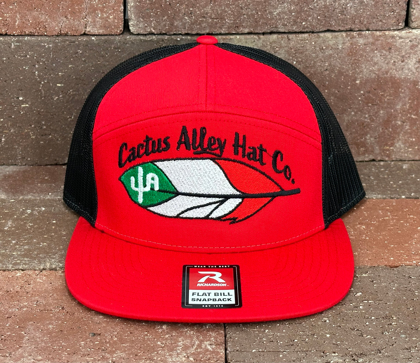 "La Pluma" - R168 Red/ Black Mesh, Snapback Cap
