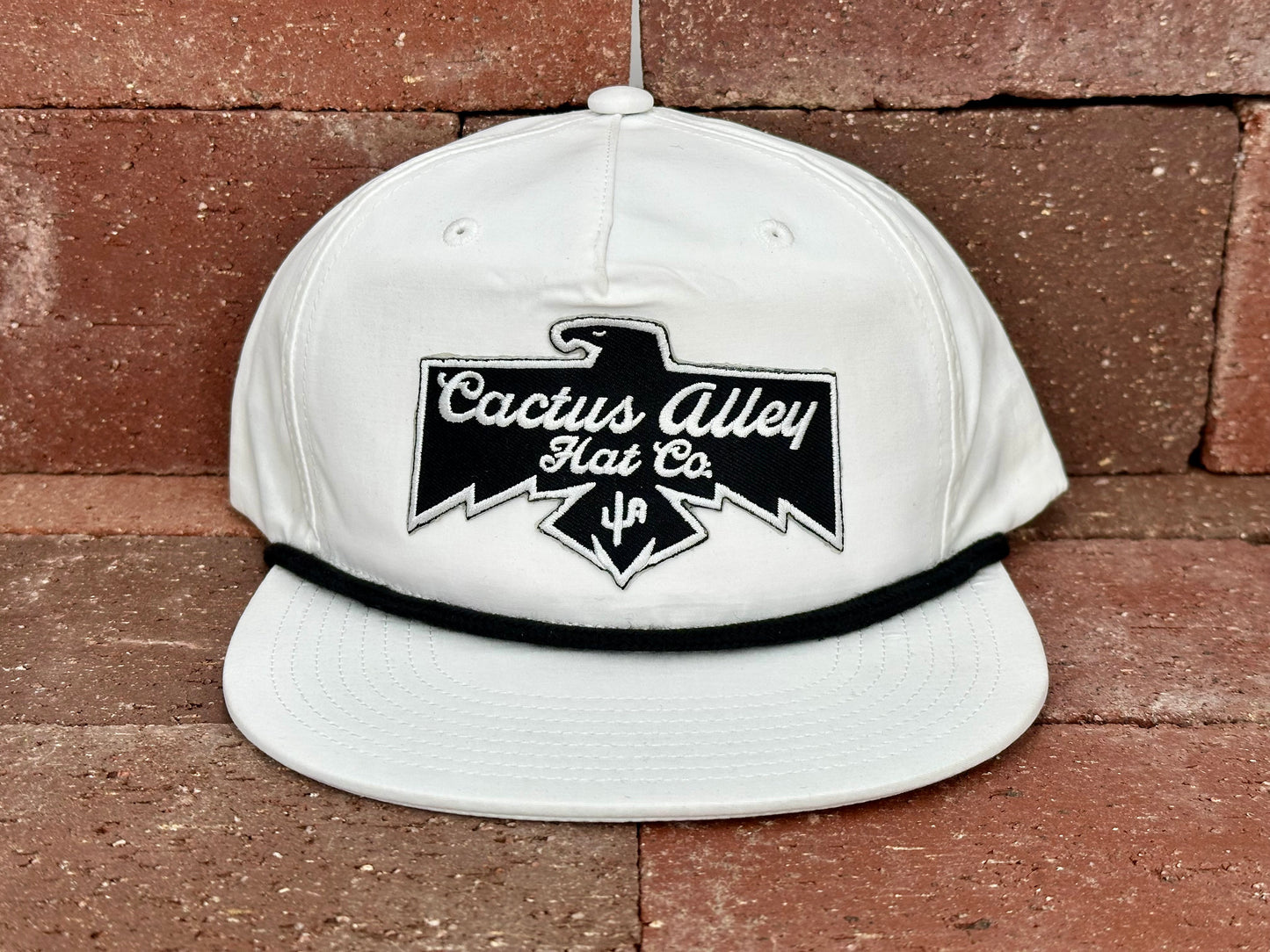 "T-Bird" - CA 256 White/ Black Rope, Snapback Cap