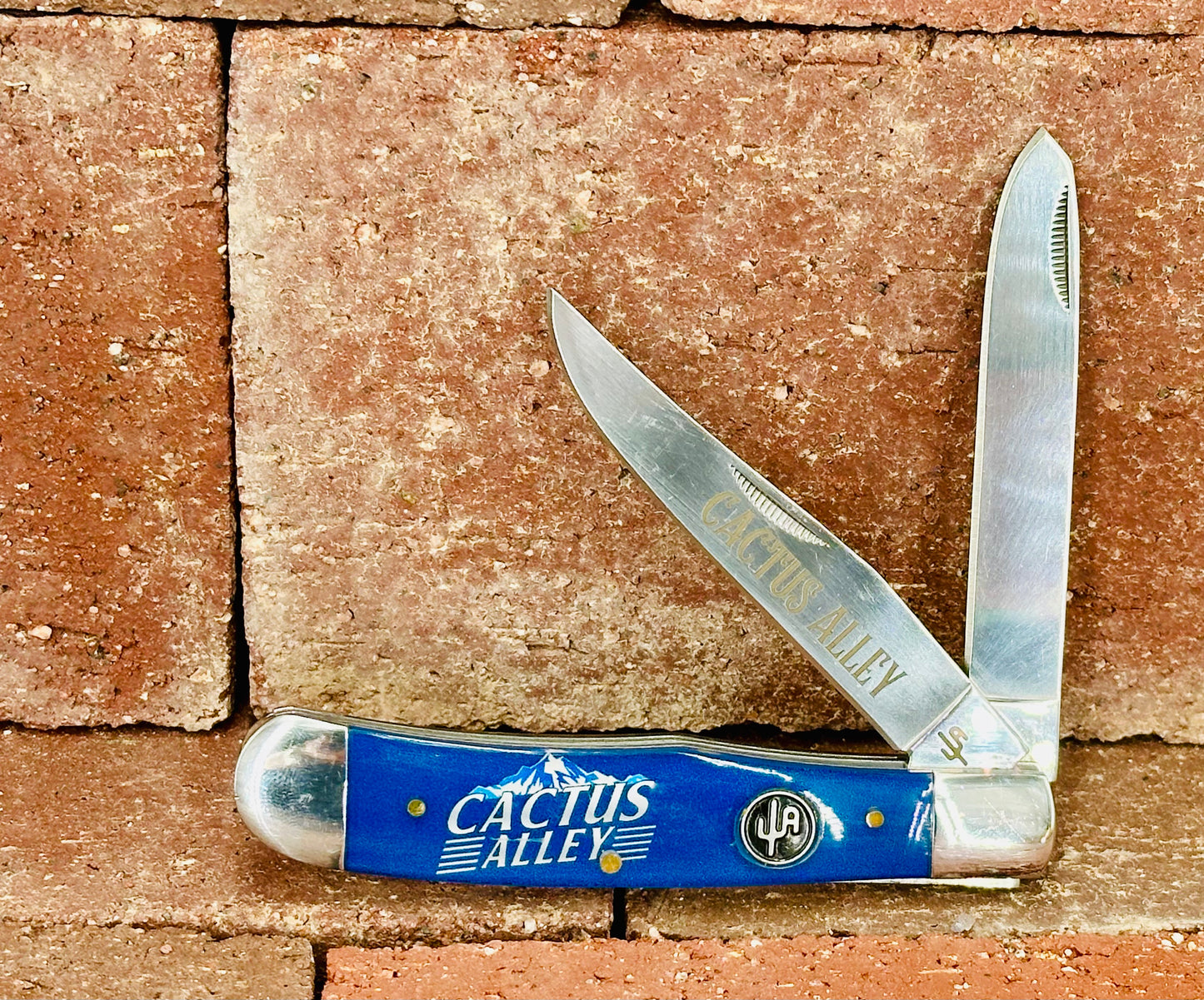 "The Stones" - Cactus Alley Trapper Knife